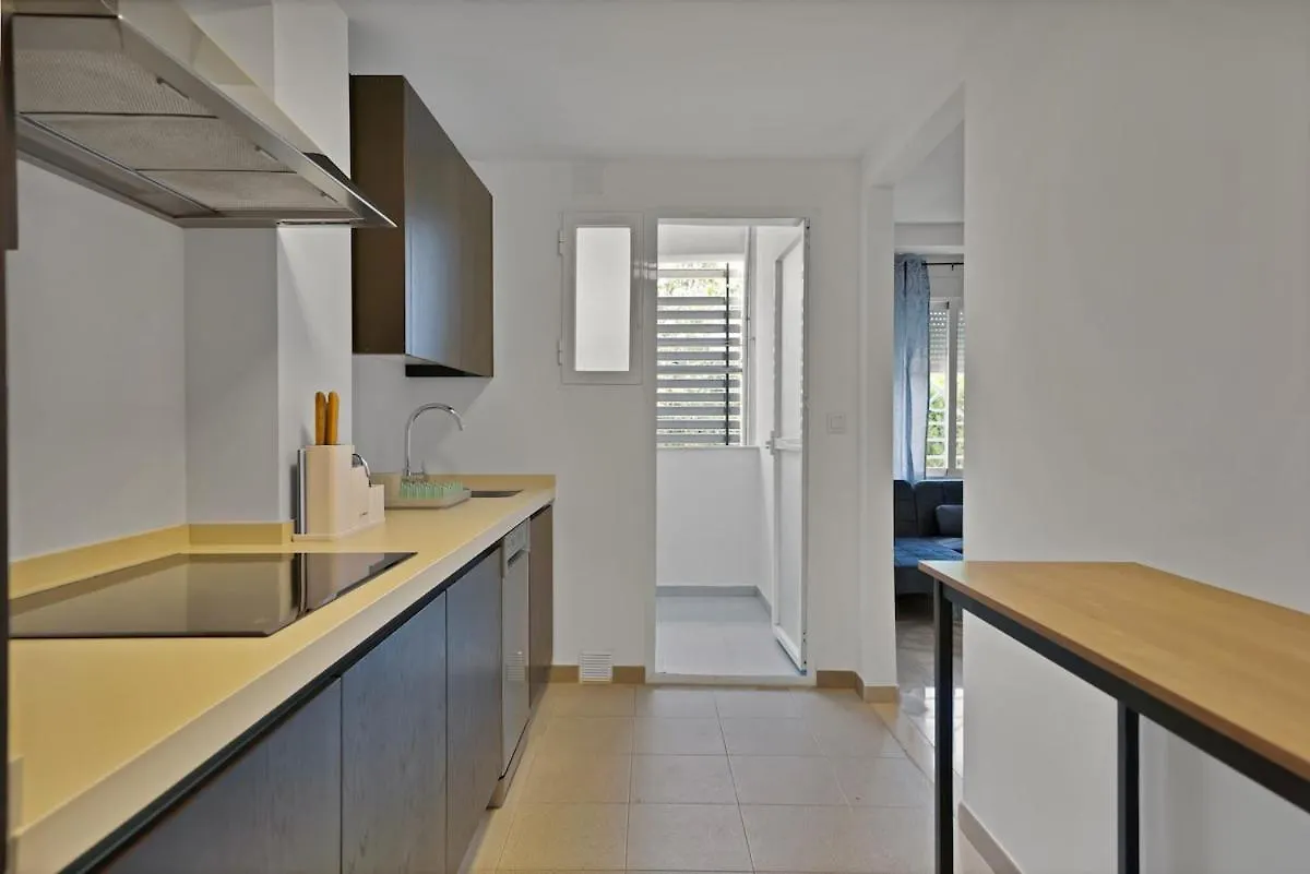 Tropical Chic Apartment In San Pedro Marbella - San Marino III