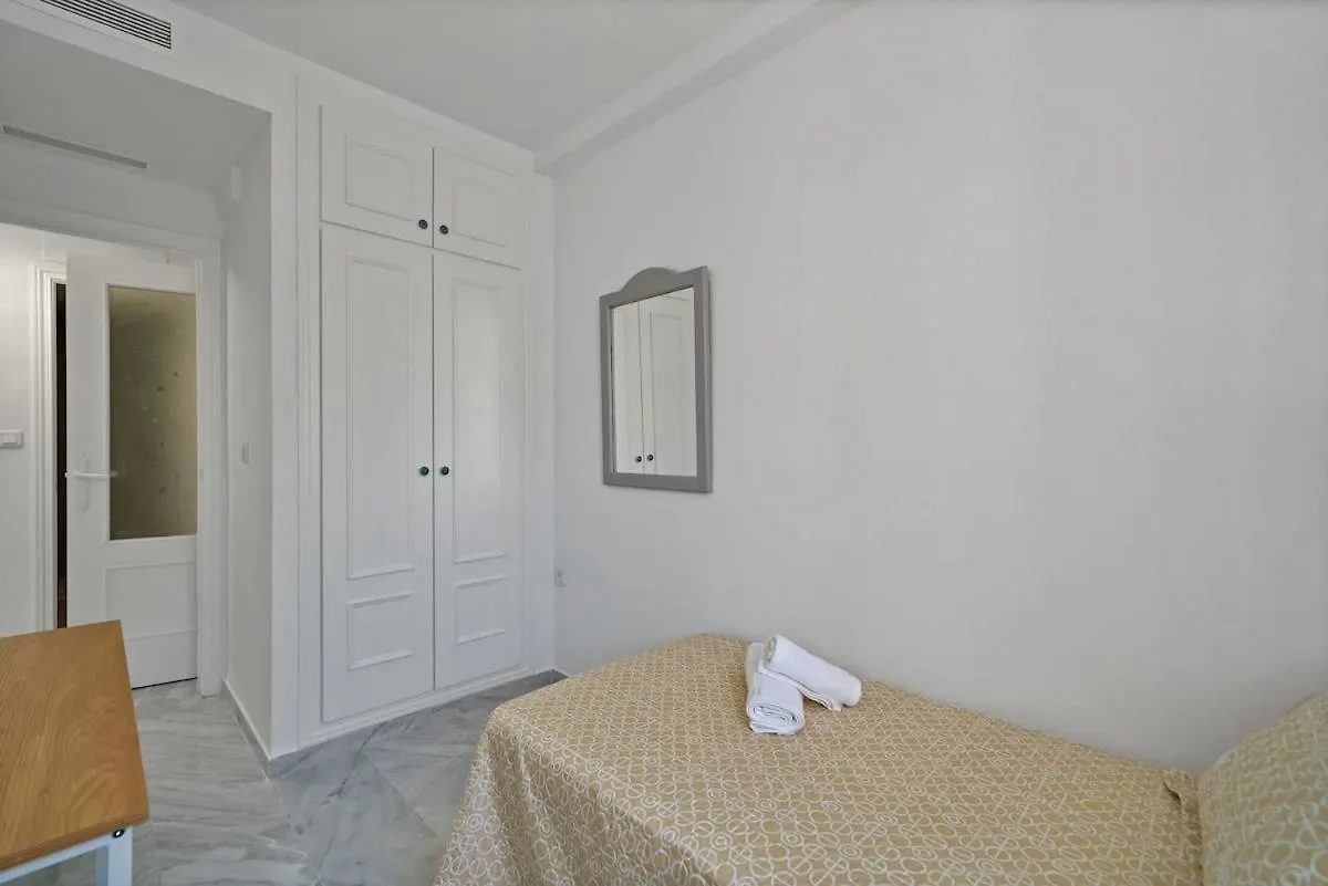 Tropical Chic Apartment In San Pedro Marbella - San Marino III