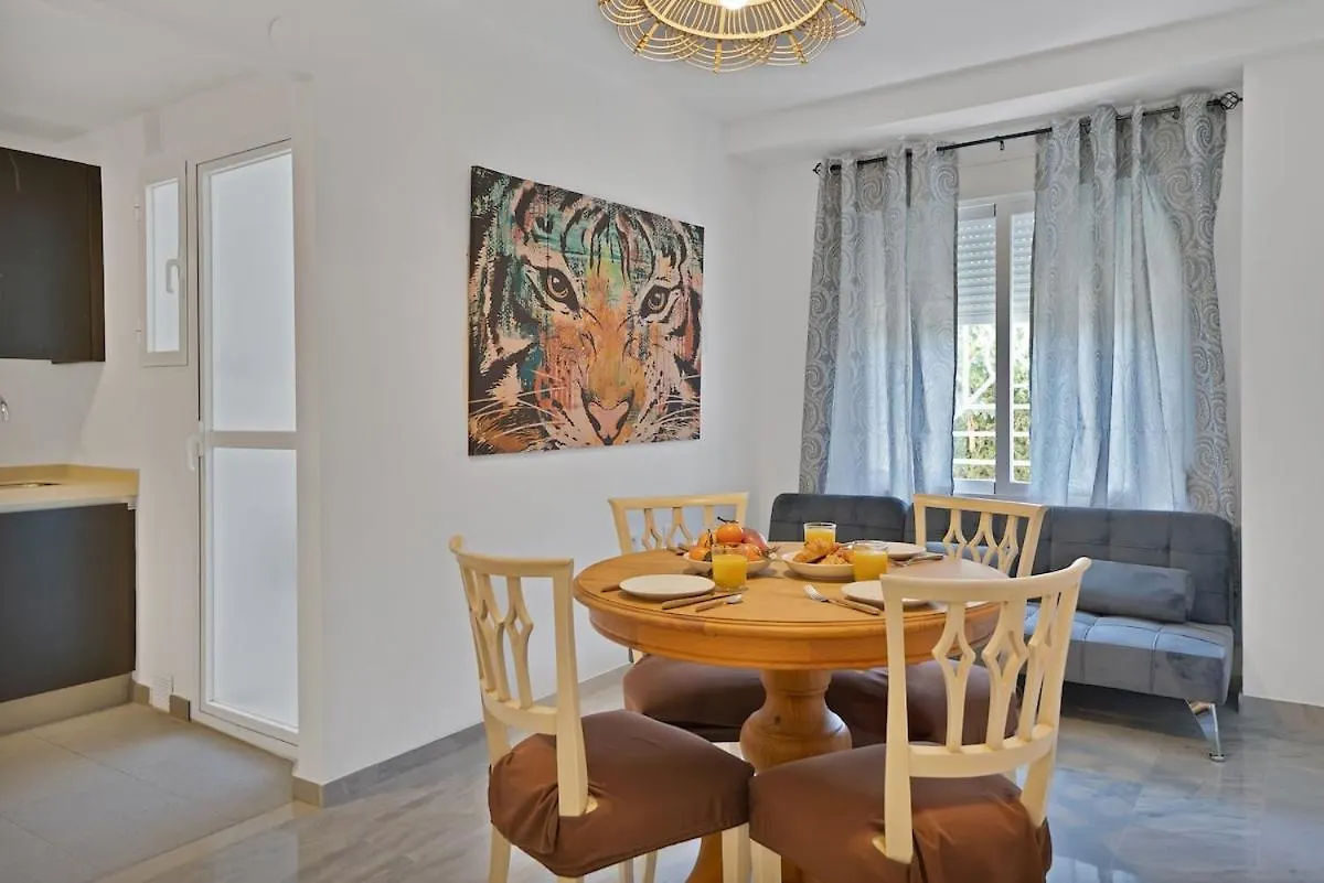 Tropical Chic Apartment In San Pedro Marbella - San Marino III