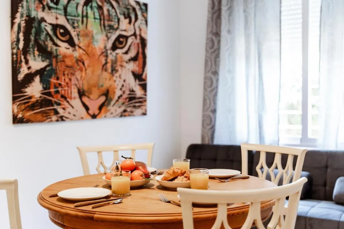 Tropical Chic Apartment In San Pedro Marbella - San Marino III