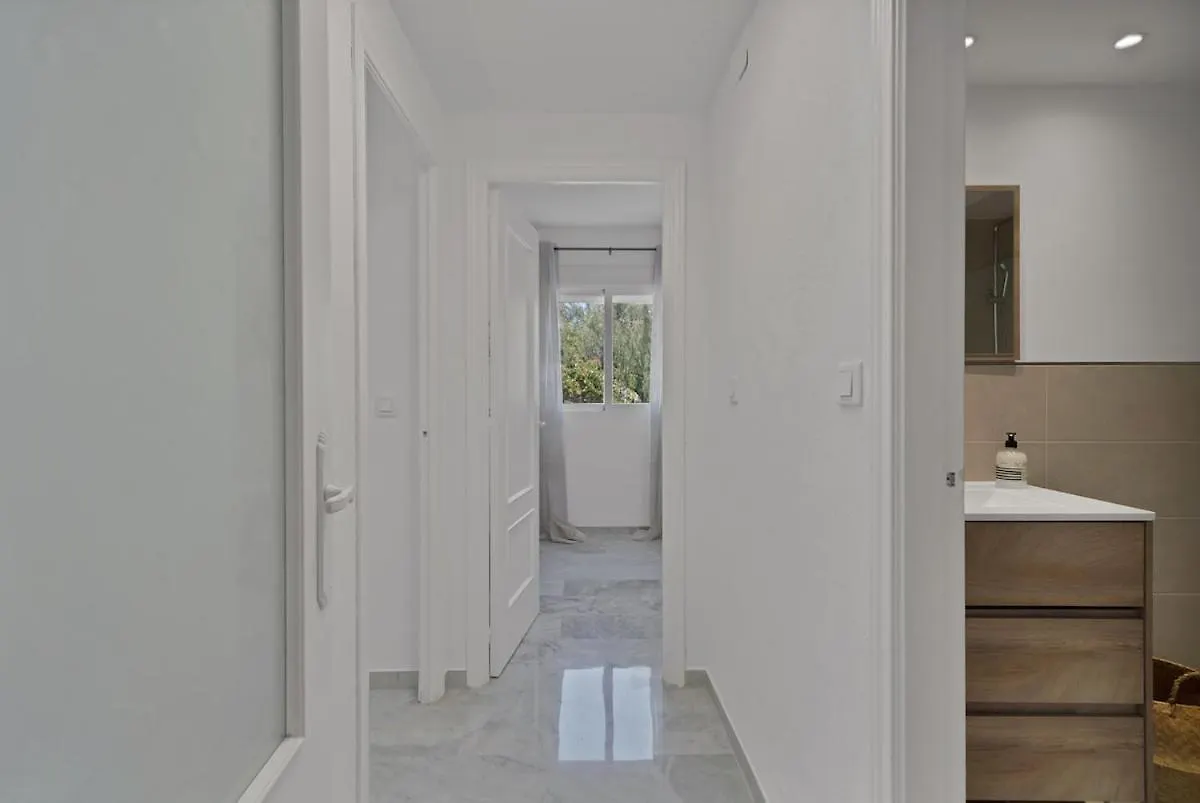 Tropical Chic Apartment In San Pedro Marbella - San Marino III